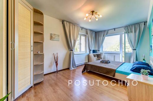 Traveller's Lux Apartment, Saint Petersburg - apartment by the day