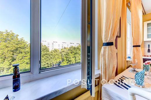 Traveller's Lux Apartment, Saint Petersburg - apartment by the day