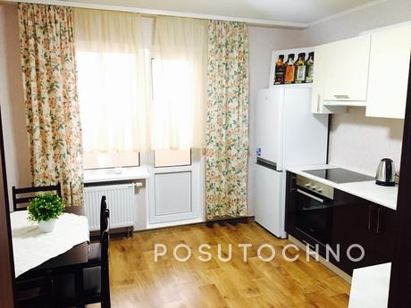 New apartment on Ipodrome VDNH, Kyiv - apartment by the day