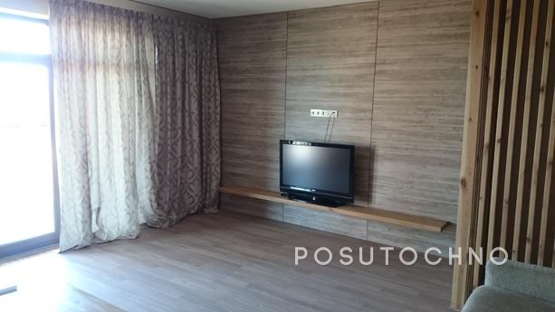 3-storey townhouse by the sea, Odessa - apartment by the day