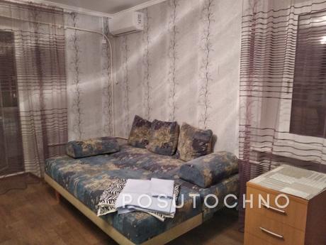 Rent apartments 1 room apartment in the center of Skadovsk, 