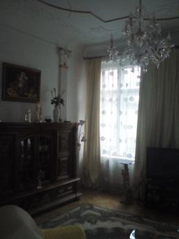 Galina, Lviv - apartment by the day