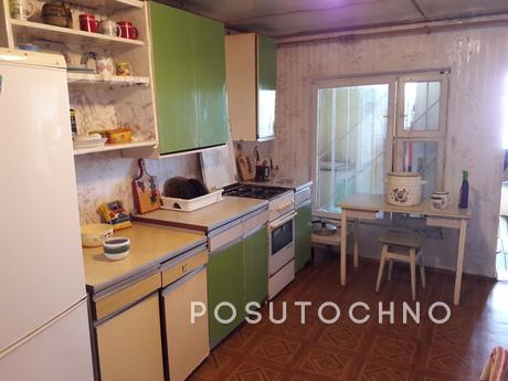 Rent a cottage by the sea. Odessa region, Yuzhny - apartment by the day