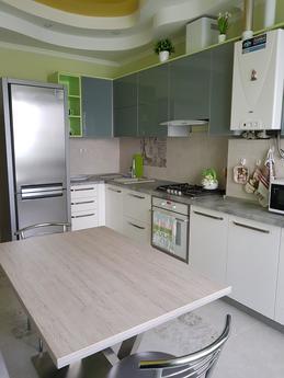 Apartment by the sea, Chernomorsk (Illichivsk) - apartment by the day