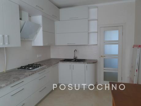 Chernomorsk 2-bedroom apartments by the , Chernomorsk (Illichivsk) - apartment by the day