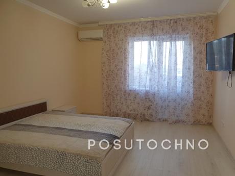 Chernomorsk 2-bedroom apartments by the , Chernomorsk (Illichivsk) - apartment by the day