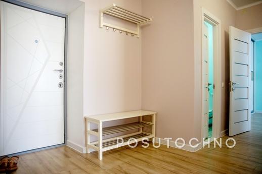 New 2nd apartment is waiting for you!, Yuzhny - apartment by the day