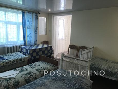 Rooms for rent not far from the sea, Skadovsk - apartment by the day
