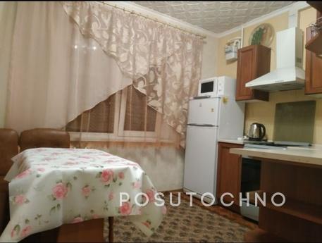 Здам 1 кімнатну квартиру подобово поча, Дніпро (Дніпропетровськ) - квартира подобово