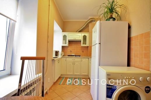 Cozy apartment on Pushkinskaya 7, Saint Petersburg - apartment by the day