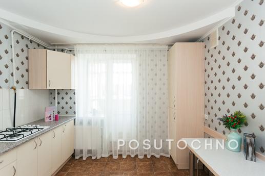 Hourly, daily. Center. Petropavlovskaya, Sumy - apartment by the day