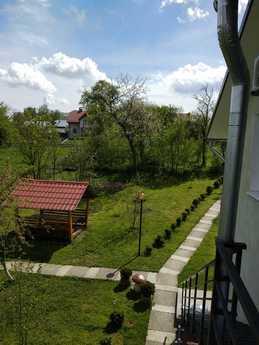 A cozy house near the pump room, Truskavets - apartment by the day