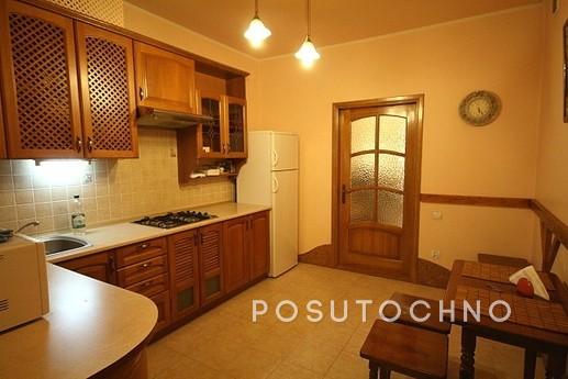 Rent apartments in Lviv, Lviv - apartment by the day