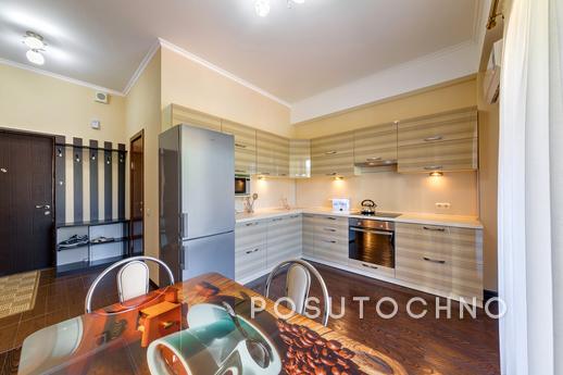 Deluxe beachfront apartment with bass, Gelendzhik - apartment by the day