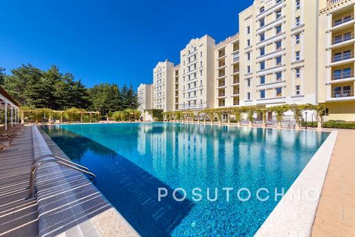 Deluxe beachfront apartment with bass, Gelendzhik - apartment by the day
