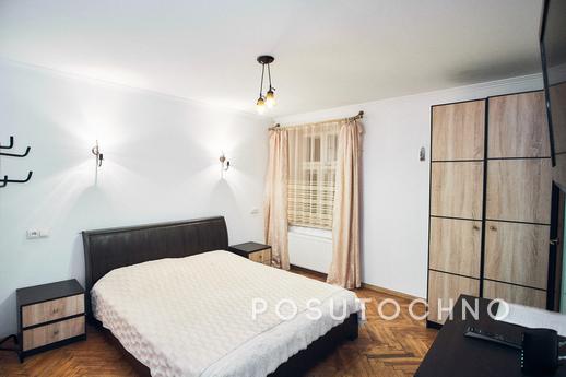 Staroyevreiska str., 28/2
    Cozy and comfortable apartment