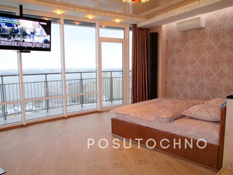 Luxury apartment for rent in Most City, Dnipro (Dnipropetrovsk) - apartment by the day