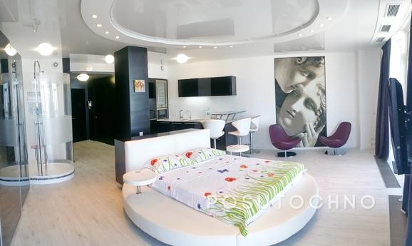 Luxury apartment in Most City, Dnipro (Dnipropetrovsk) - apartment by the day