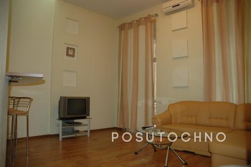 Rent an apartment in Deribasovskaya, Odessa - apartment by the day