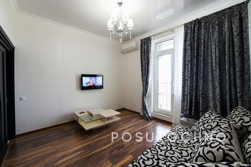 'Second Pearl' design 3bedroom, Odessa - apartment by the day