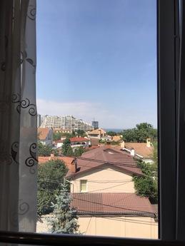 Аркадия.Часть дома,4 комнаты.Посуточно, Одесса - квартира посуточно