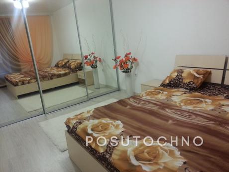 Beautiful 2 bedroom apartment, Odessa - apartment by the day