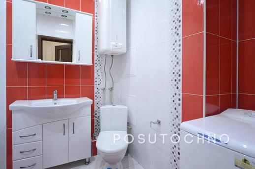 Suite with Jacuzzi on Poznyaky, Kyiv - apartment by the day