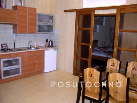 Own apartment for daily rent, Odessa - apartment by the day