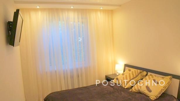 Odessa. 2 room apartment in Arcadia, Odessa - apartment by the day