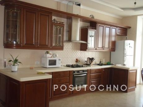 Odessa new house for Daily Rent, Odessa - apartment by the day