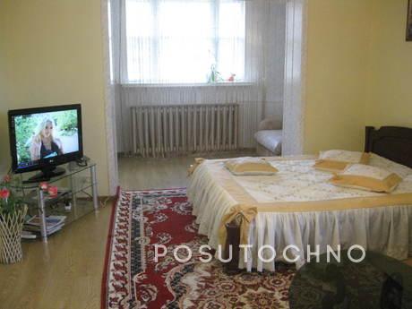 Apartment Luxury Class in Odessa, Odessa - apartment by the day