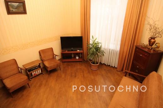 Little comfort in the heart of the city., Odessa - apartment by the day