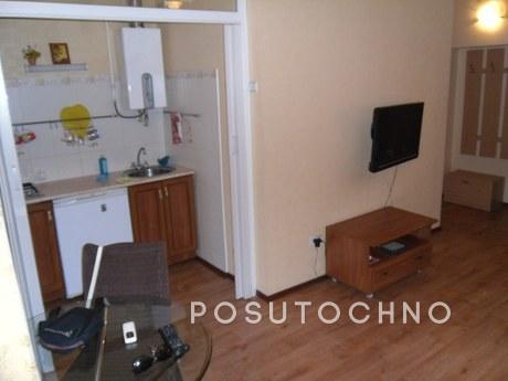 1 кім квартира поруч з пл. Нахімова, Севастополь - квартира подобово