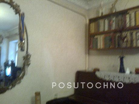 Rent an apartment in New Year, Odessa - apartment by the day