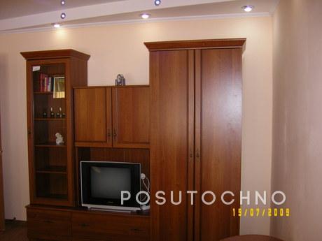 Apartment is warm and cozy, Odessa - apartment by the day