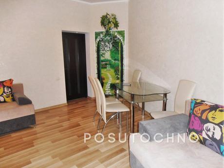 2x / separate Center Sumskaya 110 2 + 2 , Kharkiv - apartment by the day