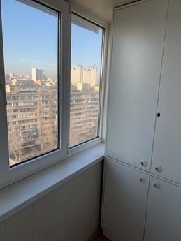 1-bedroom apartment, Entuziastov St, Kyiv - apartment by the day