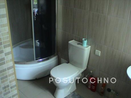 Kherson, center, apartment for rent!, Kherson - apartment by the day
