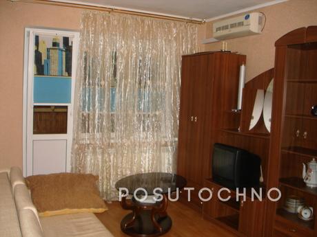 Однокімнатна квартира в Оболонському районі, ст. метро "