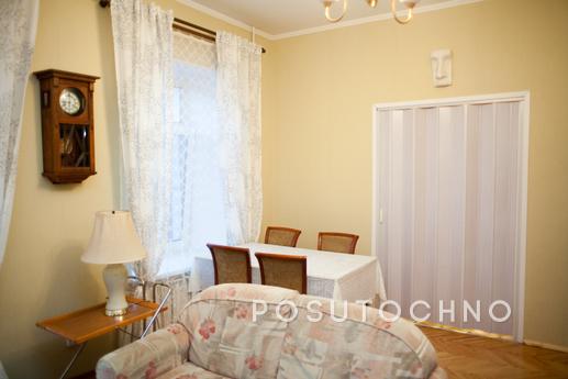 3 комнатная квартира в центре Петербурга, Санкт-Петербург - квартира посуточно