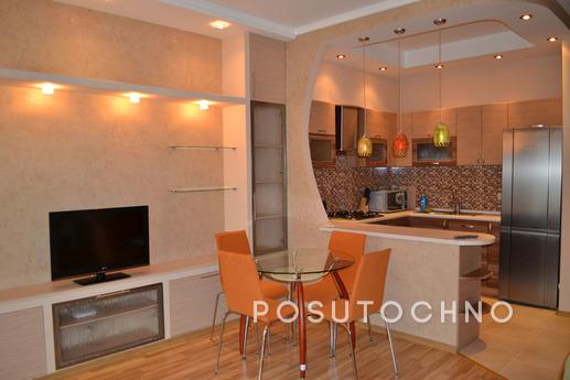 Joy, sea view, to the beach in a bathing, Odessa - apartment by the day