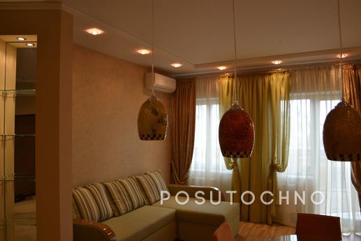 Joy, sea view, to the beach in a bathing, Odessa - apartment by the day