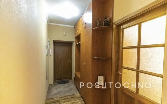 I rent a 2 room apartment in Krivoy Rog., Krivoy Rog - apartment by the day