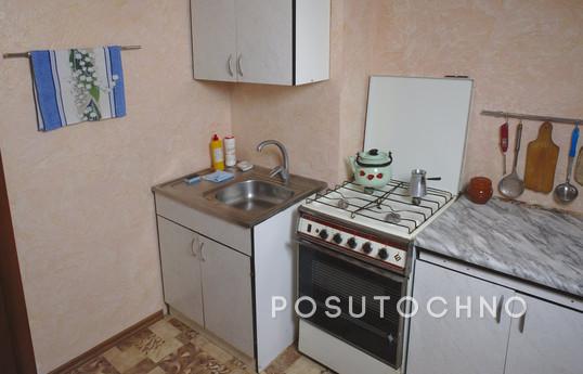 Apartment for rent on the street Toulous, Kyiv - apartment by the day