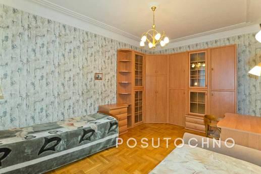 Two-bedroom apartment in the center, Saint Petersburg - apartment by the day