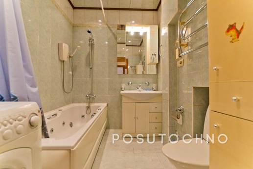 Two-bedroom apartment in the center, Saint Petersburg - apartment by the day