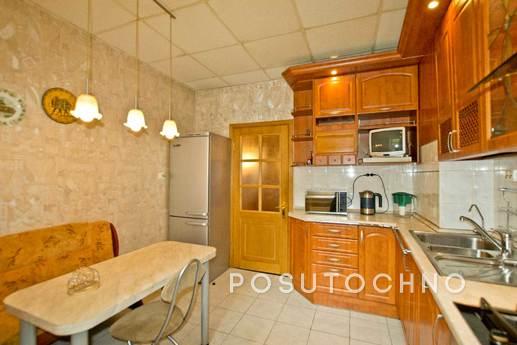 Two-bedroom apartment in the center, Saint Petersburg - apartment by the day