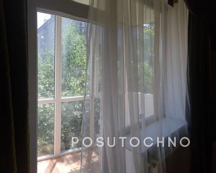 3-rooms Apartment for rent in the center, Kherson - apartment by the day