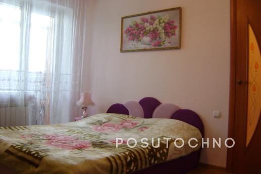 own an apartment in the city center. 2spalnaya velor bed and