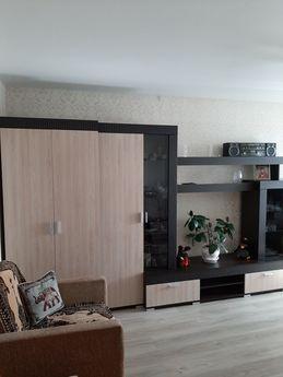 Rent your 2 bedroom. apartment in the center of Berdyansk (7